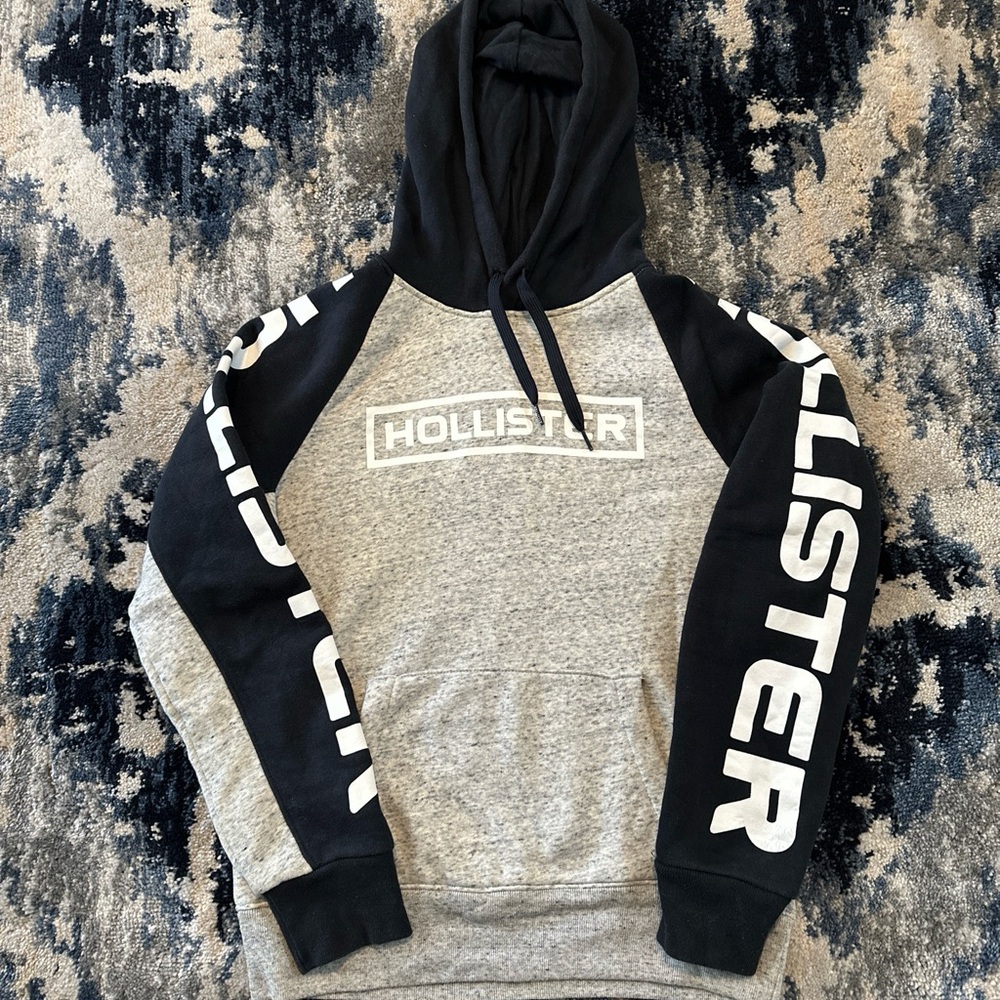 Hollister hoodie SMALL black white gray grey